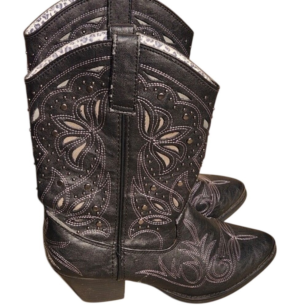 Dingo Womens Black Studded Cowboy Boots Floral Embroidered Western Size 8M